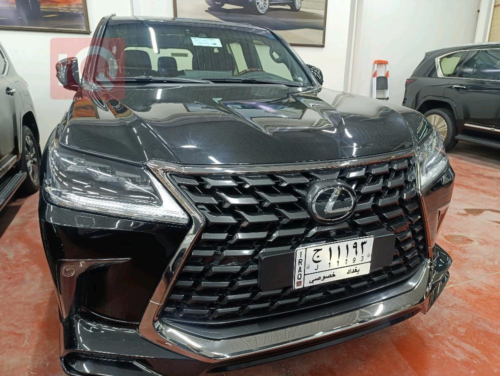 Lexus LX